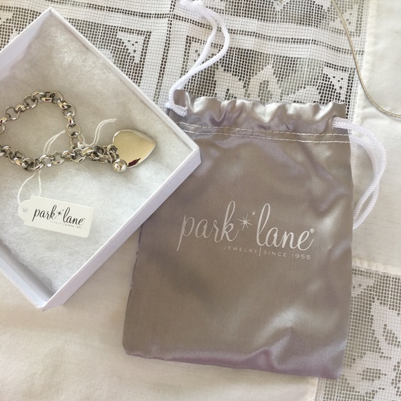 Park Lane Jewelry - Park Lane Beautiful silver bracelet.
